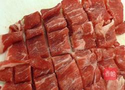 泡菜猪肉炒鲍菇的做法图解2