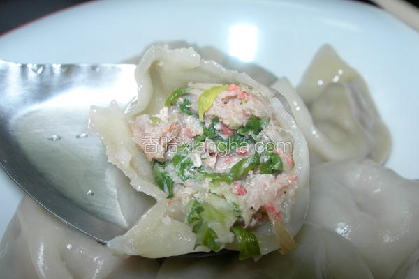 红麹蚵仔白菜水饺