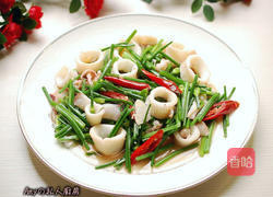 韭菜花炒乌贼的做法图解5