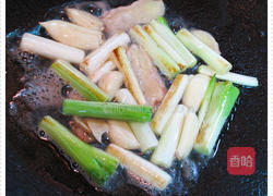 蚝油香菇烧翅的做法图解2