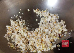 麻油蛋炒饭的做法图解3