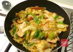 豆瓣香干炒白菜的做法图解5