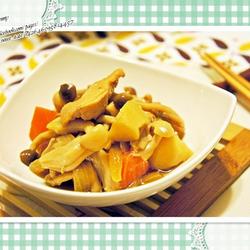 菇菇马铃薯炖鸡肉的做法[图]