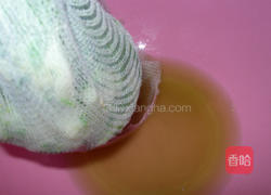 红麹蚵仔白菜水饺的做法图解5