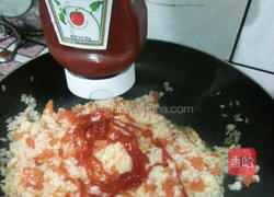 鲜虾蔬食茄汁炖饭的做法图解7