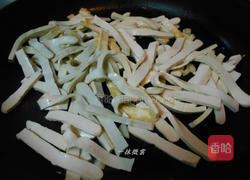 豆干炒西洋芹的做法图解4