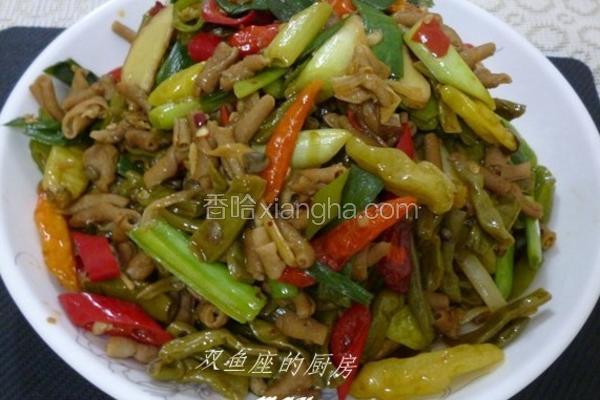 开胃酸辣鸡肠