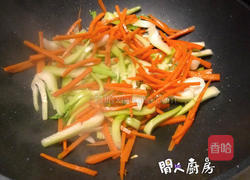 大虾炒米粉的做法图解7