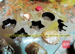 巧克力鲜草苺夹心的做法图解4