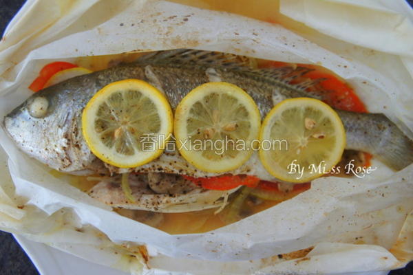 纸包烤鲈鱼