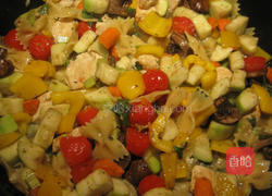 烤蔬菜鸡肉蝴蝶面的做法图解7