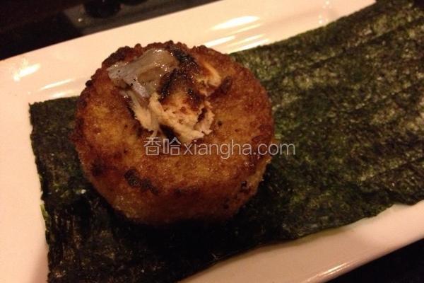 日式鲑鱼烤饭团