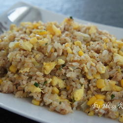 鲔鱼蛋炒饭的做法[图]
