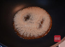 焦糖花生的做法图解2