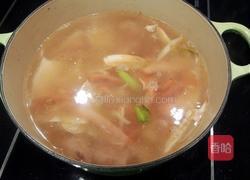 鱿鱼螺肉蒜汤的做法图解7