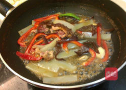 扁豆烩魔芋雪白菇的做法图解4