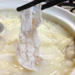 味噌豆浆猪肉锅的做法[图]