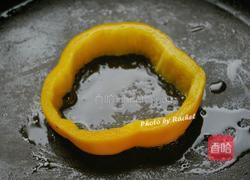 活力甜椒太阳蛋的做法图解1