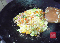 千岛虾仁蛋炒饭的做法图解4