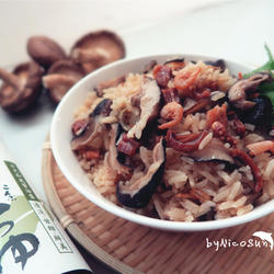 香菇鱿鱼油饭的做法[图]