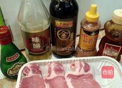蜜汁芝麻猪排的做法图解1