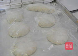 黑橄榄鸡蛋面包的做法图解8