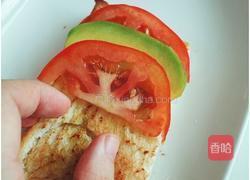 橄榄油酪梨烤土司的做法图解4