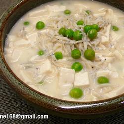 白酱小鱼烧豆腐的做法[图]