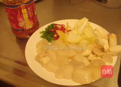 韩式泡菜炒干贝的做法图解1