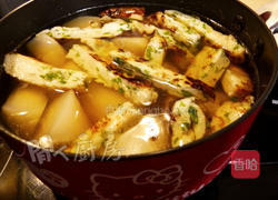 萝卜冬菇鱼松汤的做法图解6