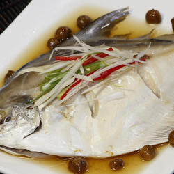 树子蒸鲳鱼的做法[图]