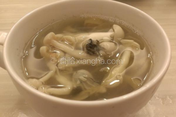 菇菇酸菜蚵仔汤