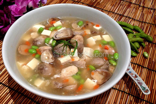毛豆鸡肉豆腐汤