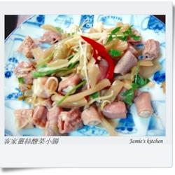 客家姜丝酸菜小肠的做法[图]