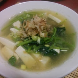 地瓜叶豆腐味噌汤的做法[图]