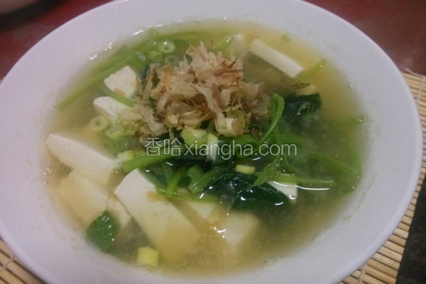 地瓜叶豆腐味噌汤