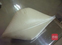 电锅香葱大饼的做法图解2