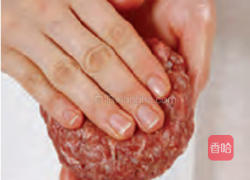 罗勒酱汁汉堡排的做法图解4