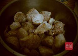 红酒炖蹄膀的做法图解5