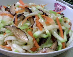 香菇炒胡瓜丝[图]