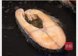 焗烤鲑鱼马铃薯的做法图解3