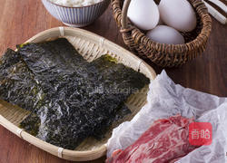 牛肉海苔蛋卷的做法图解1