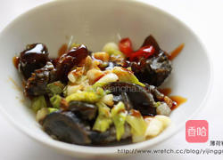 炸皮蛋的做法图解4