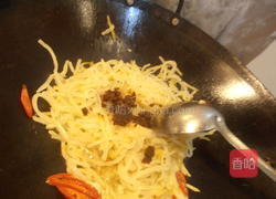 榨菜肉丝板条的做法图解5