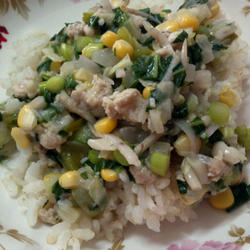芋丝猪肉烩饭的做法[图]