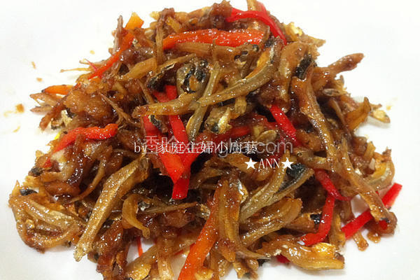 豆瓣酱煮江鱼仔