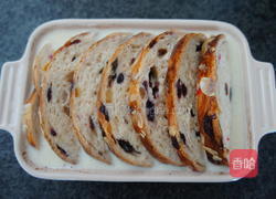 外酥内软面包布丁的做法图解4