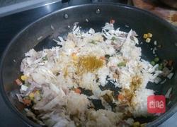 什锦咖哩炒饭的做法图解5