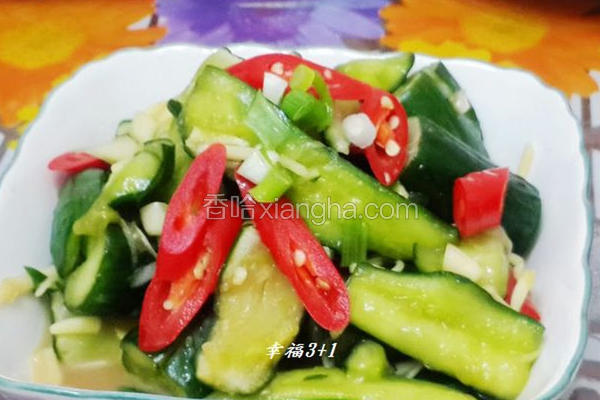 凉拌小黄瓜