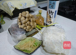 菇菇虱目鱼皮粥的做法图解1